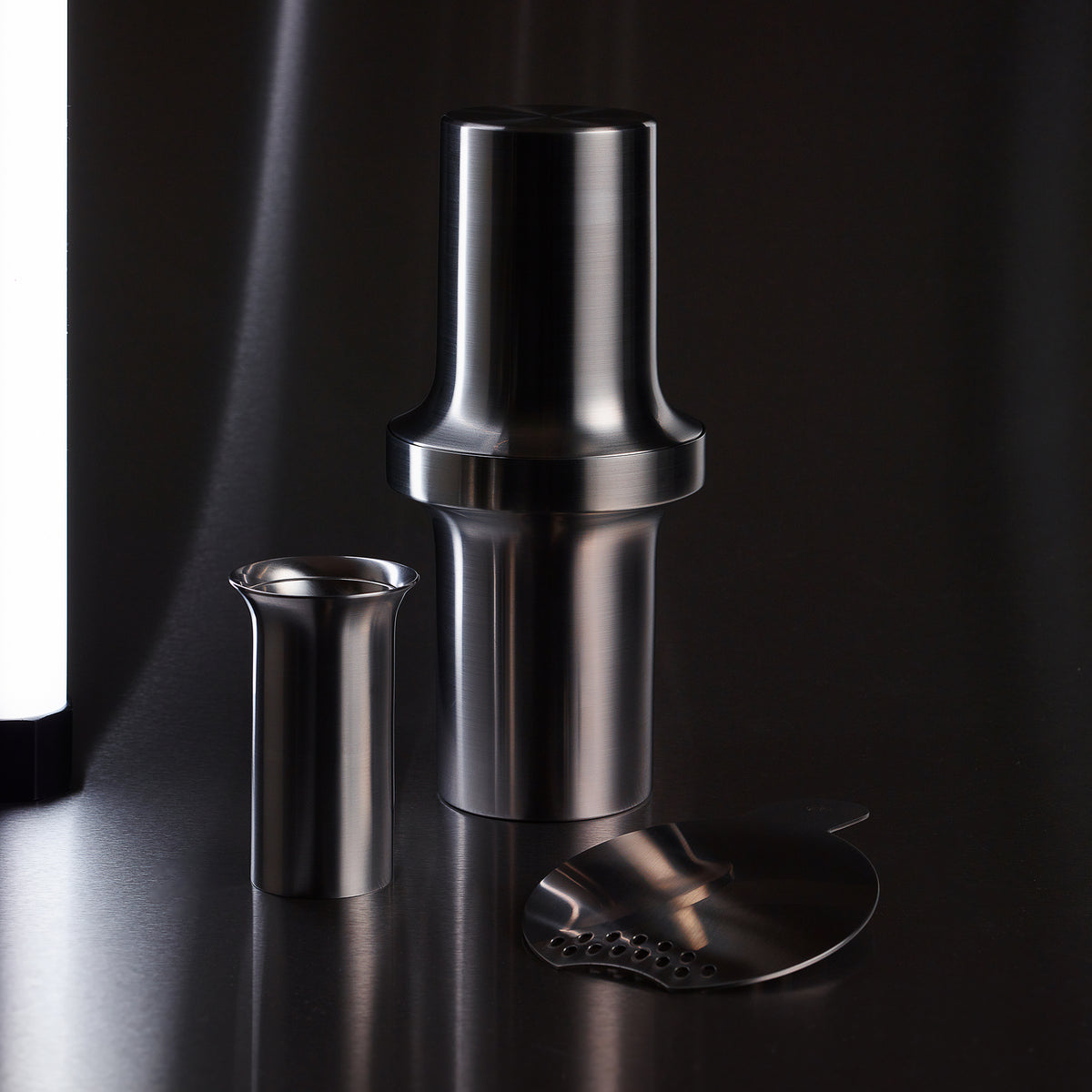 BARBICAN cocktail strainer